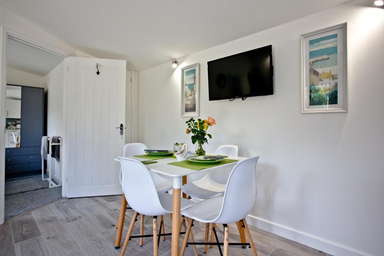 The Cabin At Hillhead Farm St Columb Major Bagian luar foto